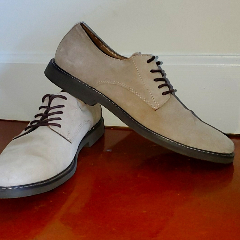 11M Banana Republic Tan Suede Dress Shoes